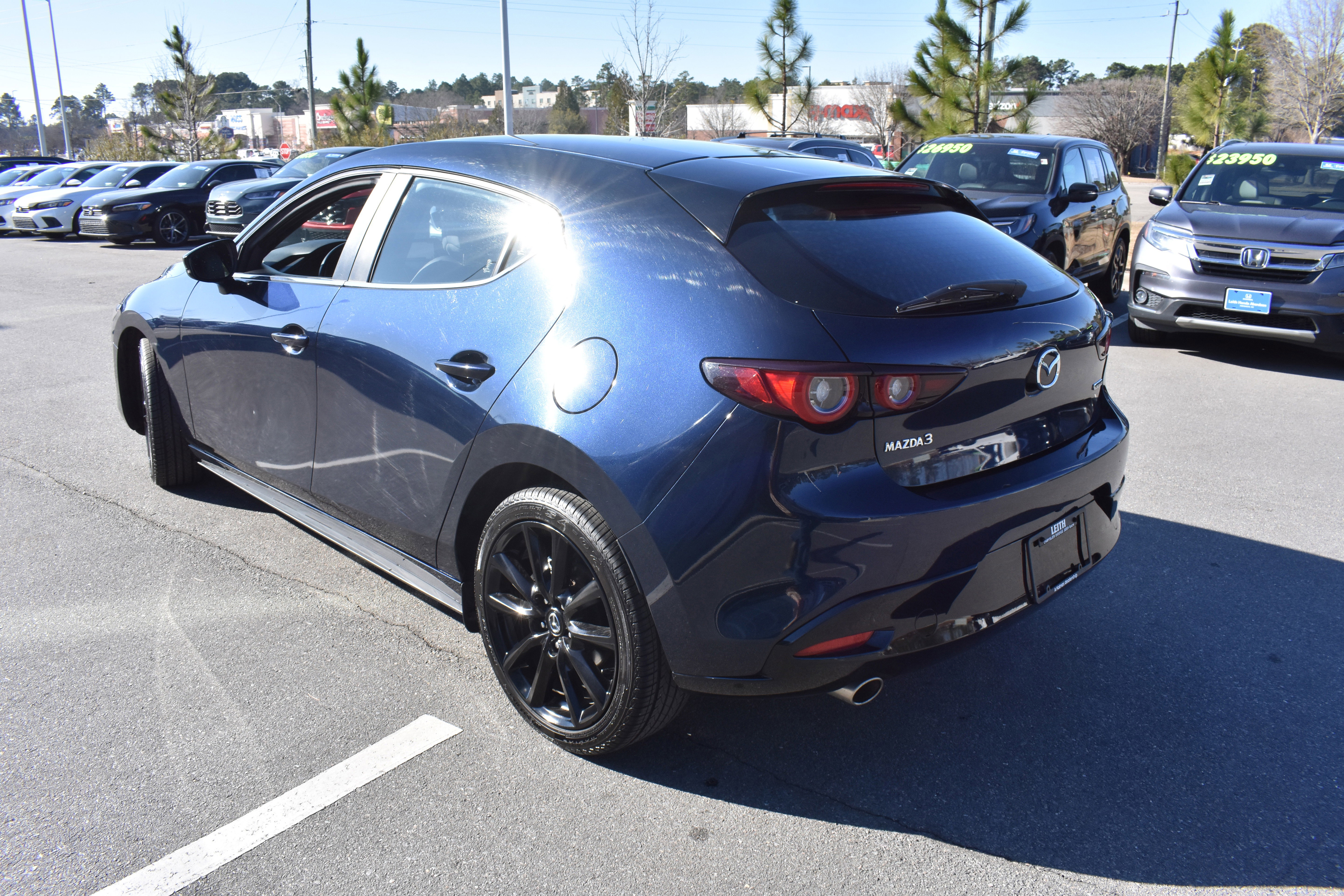 Used 2024 MAZDA MAZDA3 s image 8