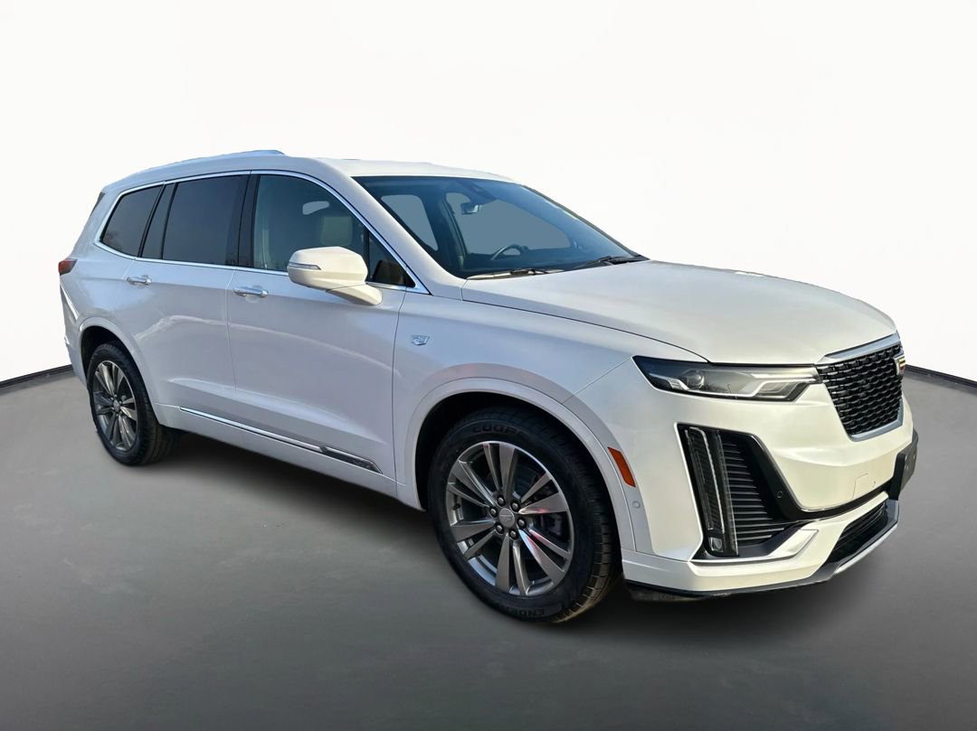 Used 2021 Cadillac XT6 Premium Luxury image 3