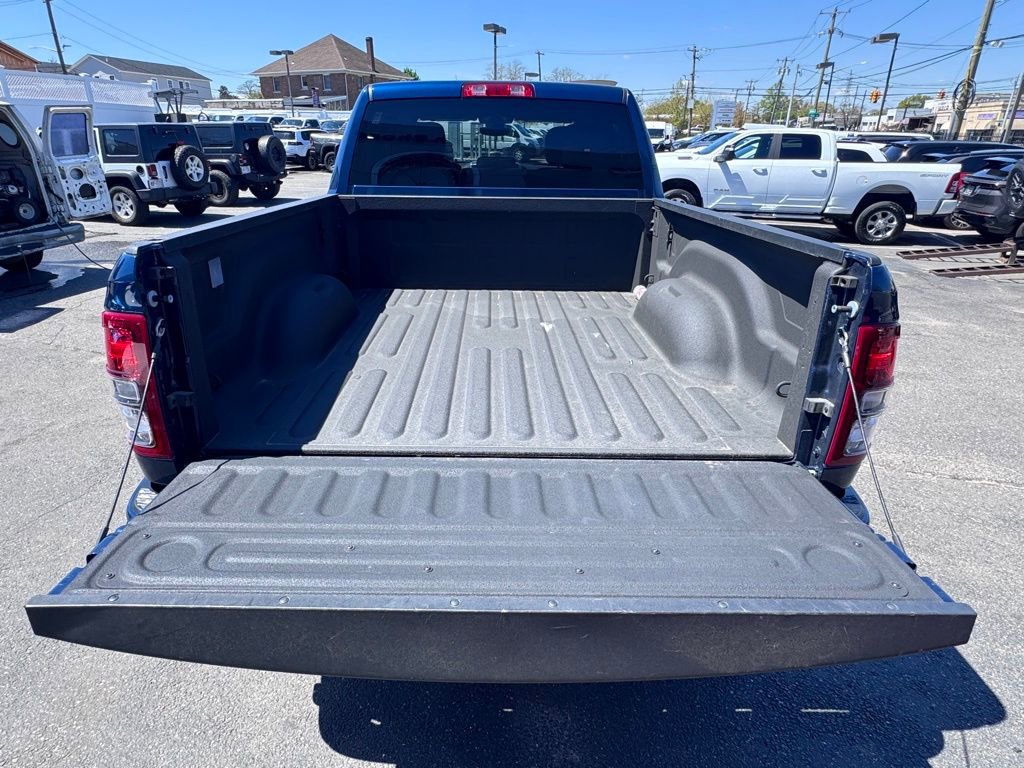 Certified 2024 RAM 2500 Big Horn w/ Night Edition AWD/4WD image 7