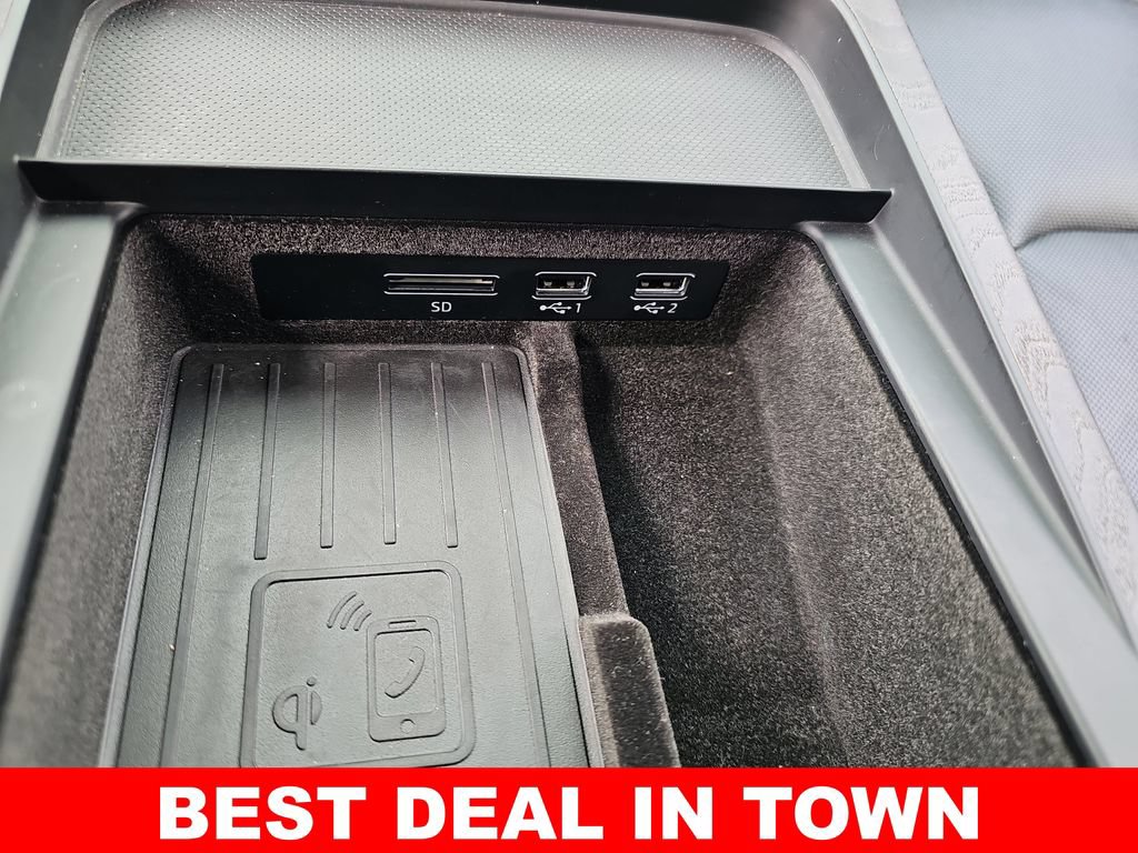 Used 2019 Audi Q8 Premium Plus w/ Premium Plus AWD/4WD image 26