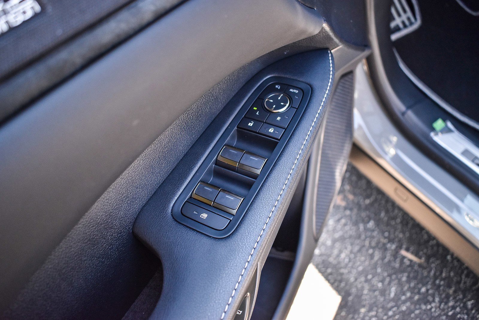 New 2026 Lexus RX 500h F Sport image 19