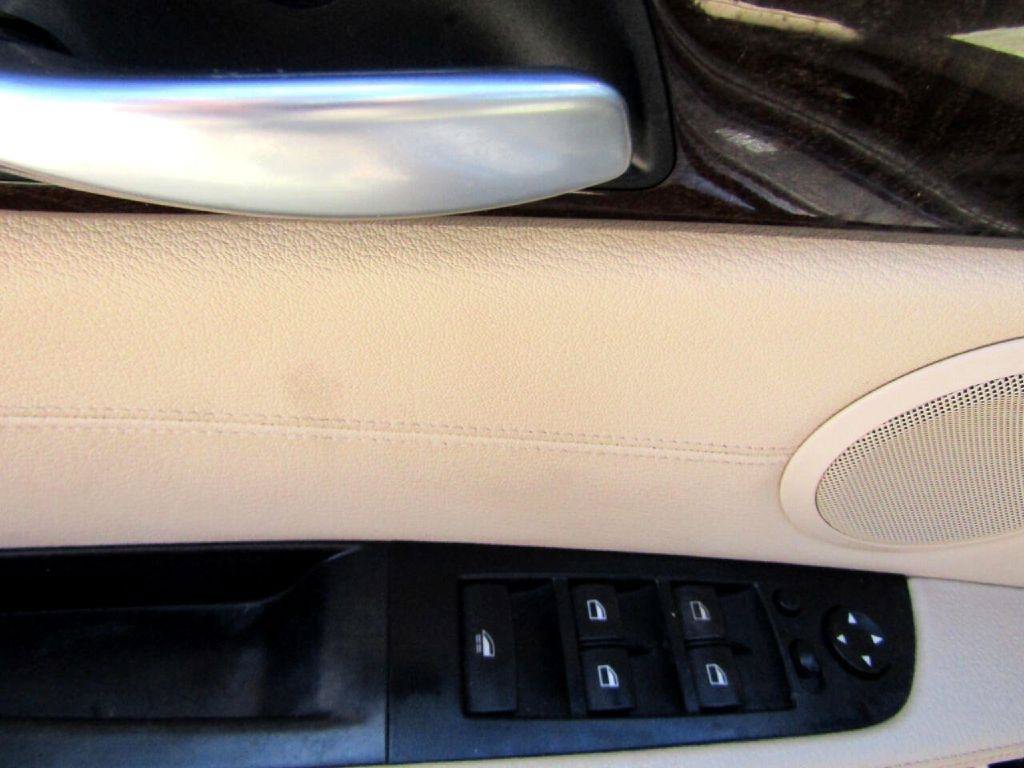 Used 2013 BMW Z4 sDrive28i RWD image 15