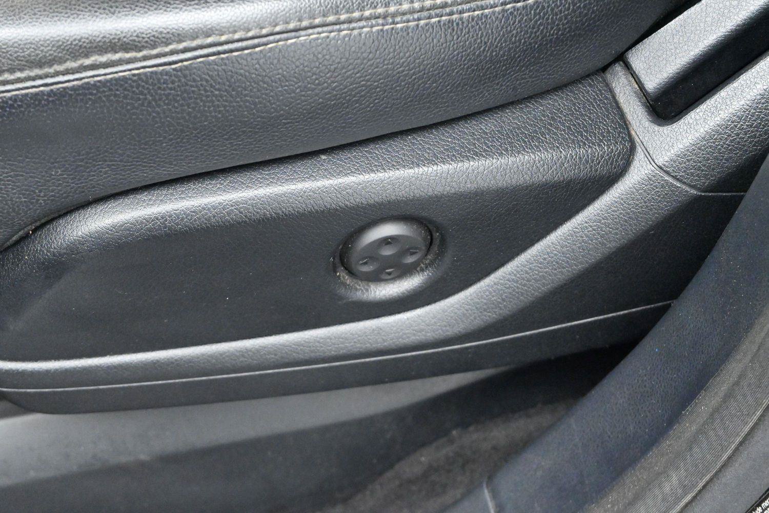 Used 2014 Mercedes-Benz ML 350 4MATIC image 17