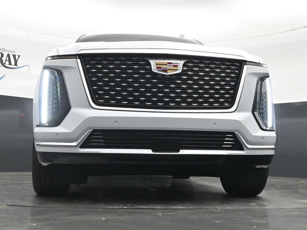 Used 2026 Cadillac Escalade Luxury w/ Touring Package AWD/4WD image 27