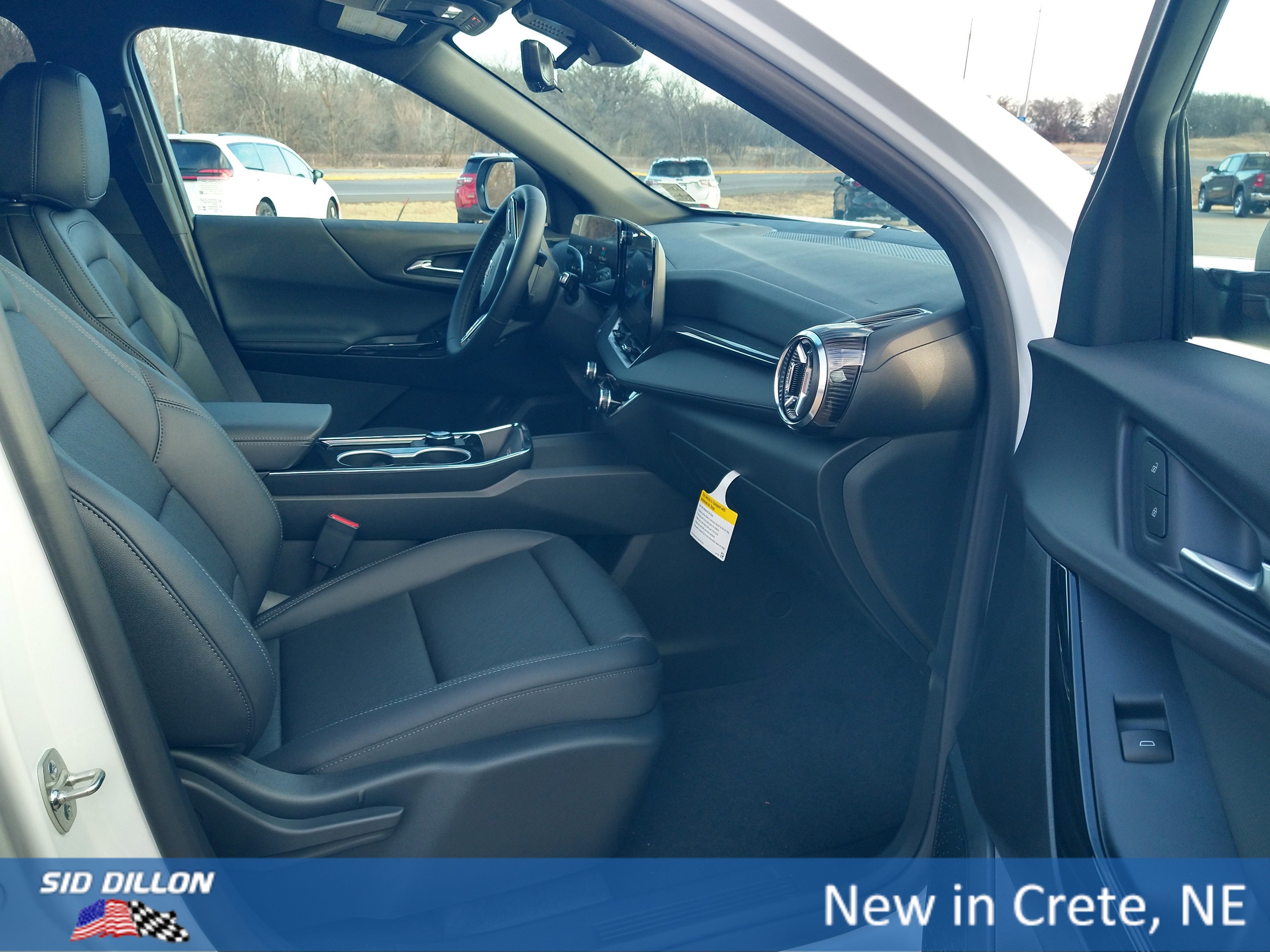 New 2026 Chevrolet Equinox LT image 4