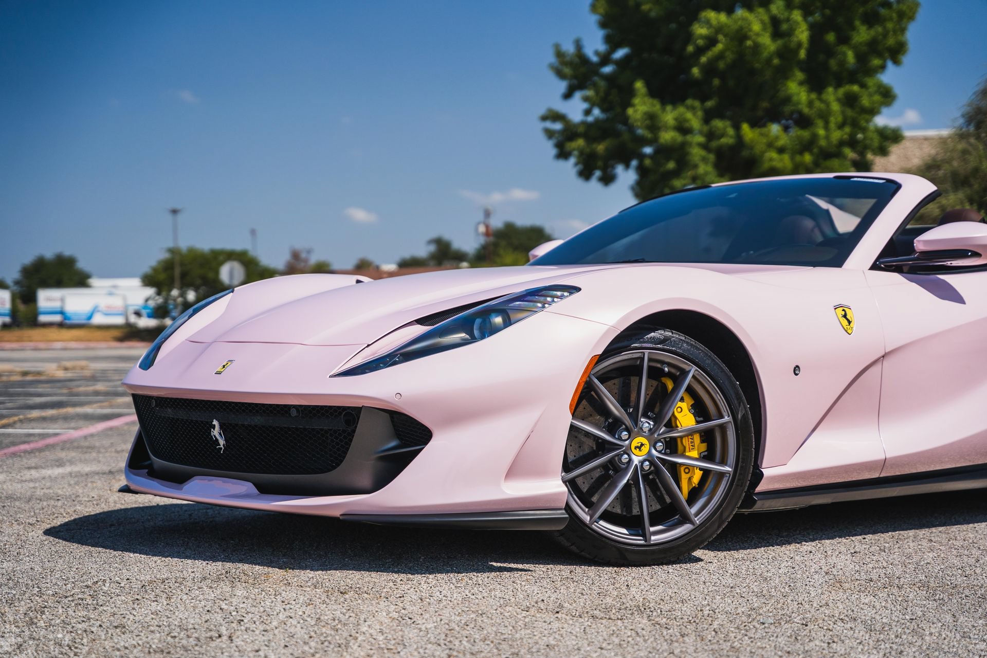 Used 2021 Ferrari 812 GTS RWD image 5