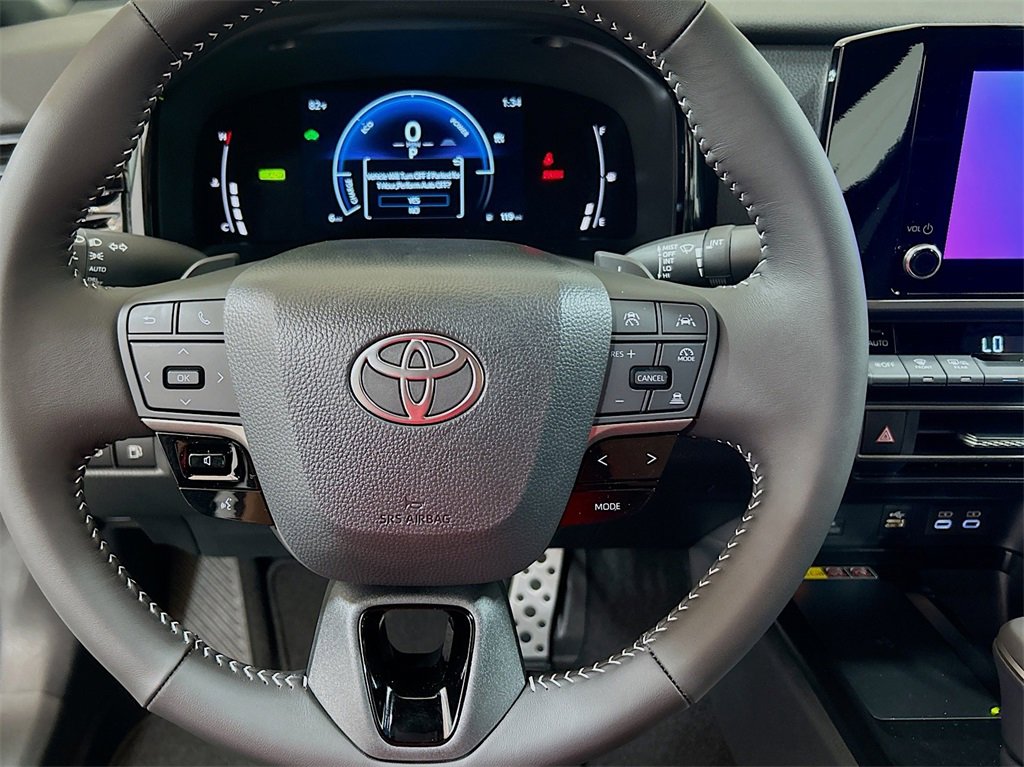 New 2026 Toyota Camry Hybrid image 12