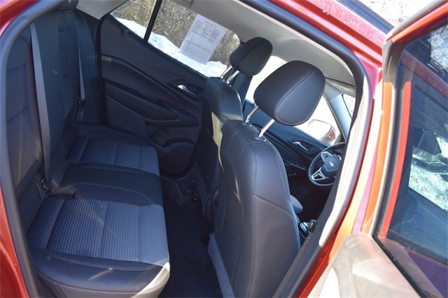 Certified 2024 Chevrolet Trax LT w/ Driver Confidence Package image 13