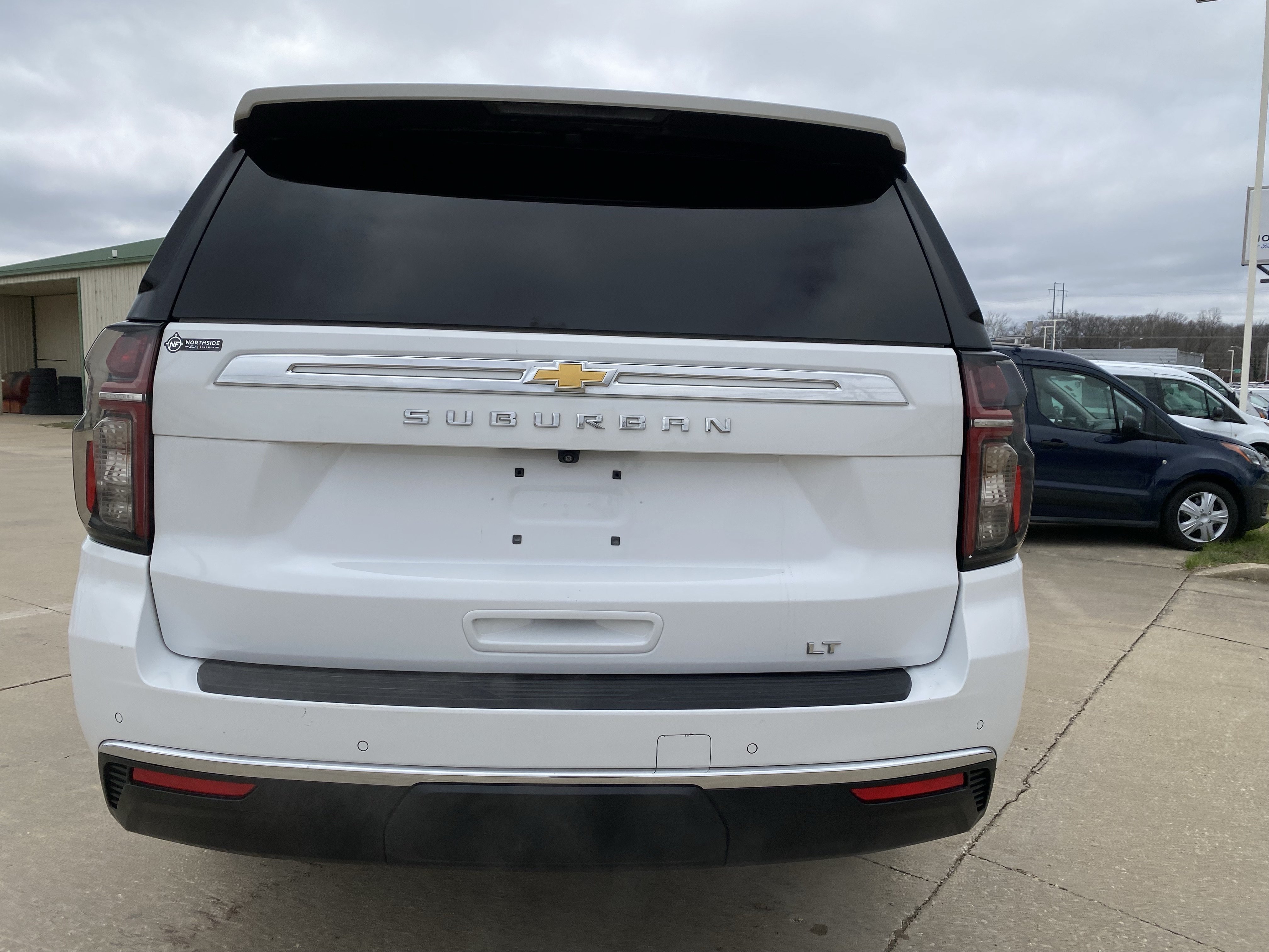 Used 2023 Chevrolet Suburban LT AWD/4WD image 6