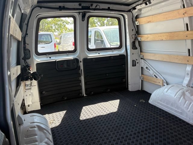 Used 2024 Chevrolet Express 2500 w/ Driver Convenience Package RWD image 13