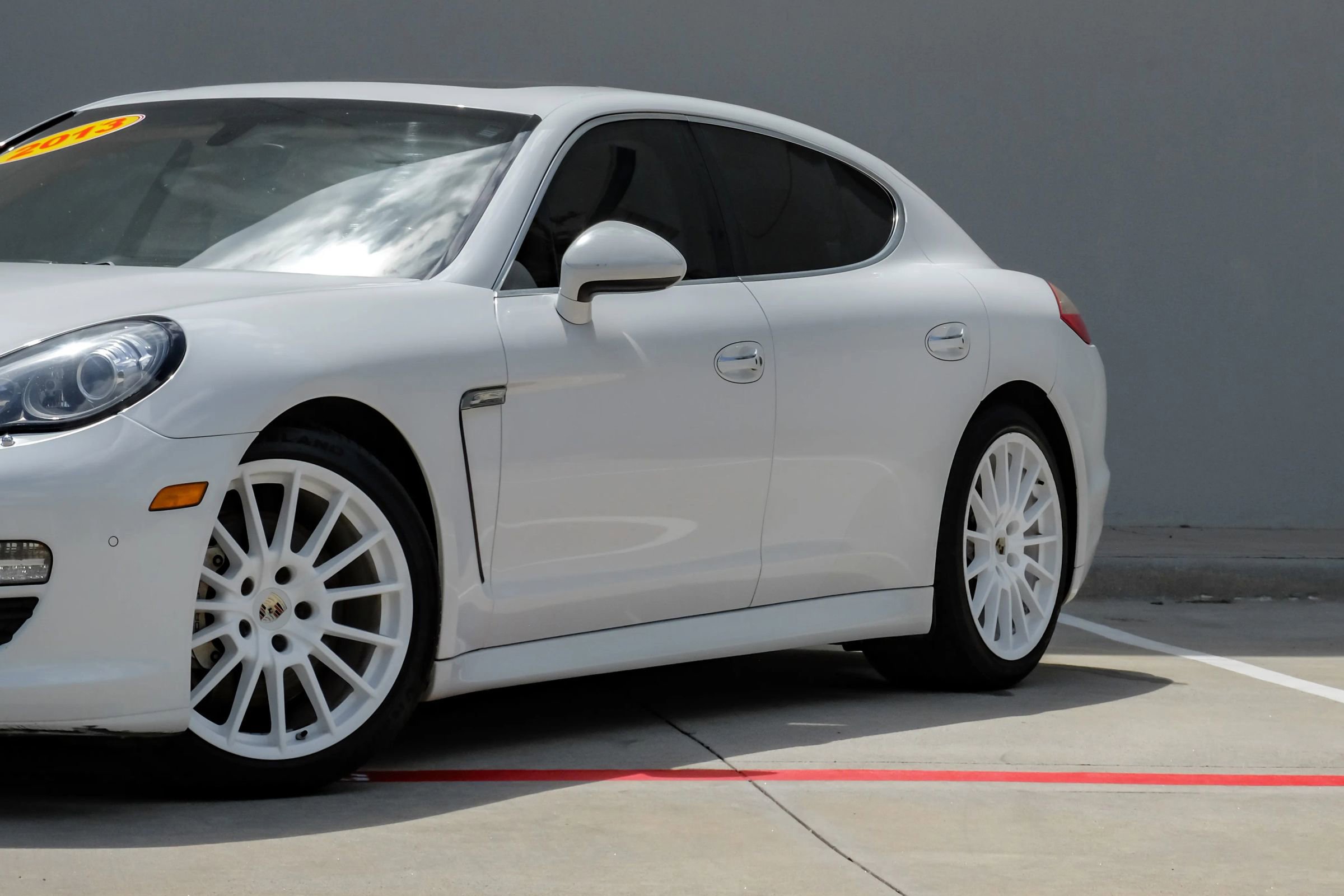 Used 2013 Porsche Panamera S RWD image 14