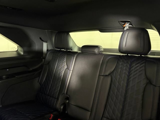Certified 2026 Cadillac Escalade IQ Sport 1 w/ LPO, Floor Liner Package AWD/4WD image 29