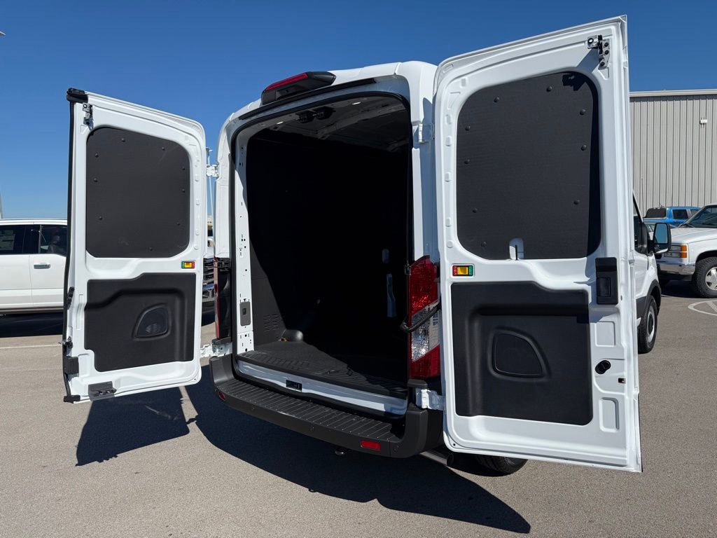New 2026 Ford Transit 250 148 Medium Roof w/ Load Area Protection Package image 33