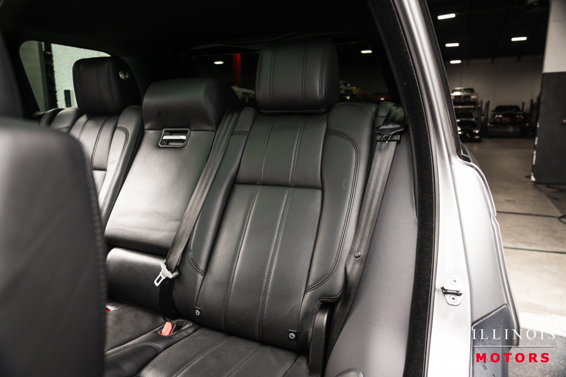 Used 2015 Land Rover Range Rover HSE AWD/4WD image 30