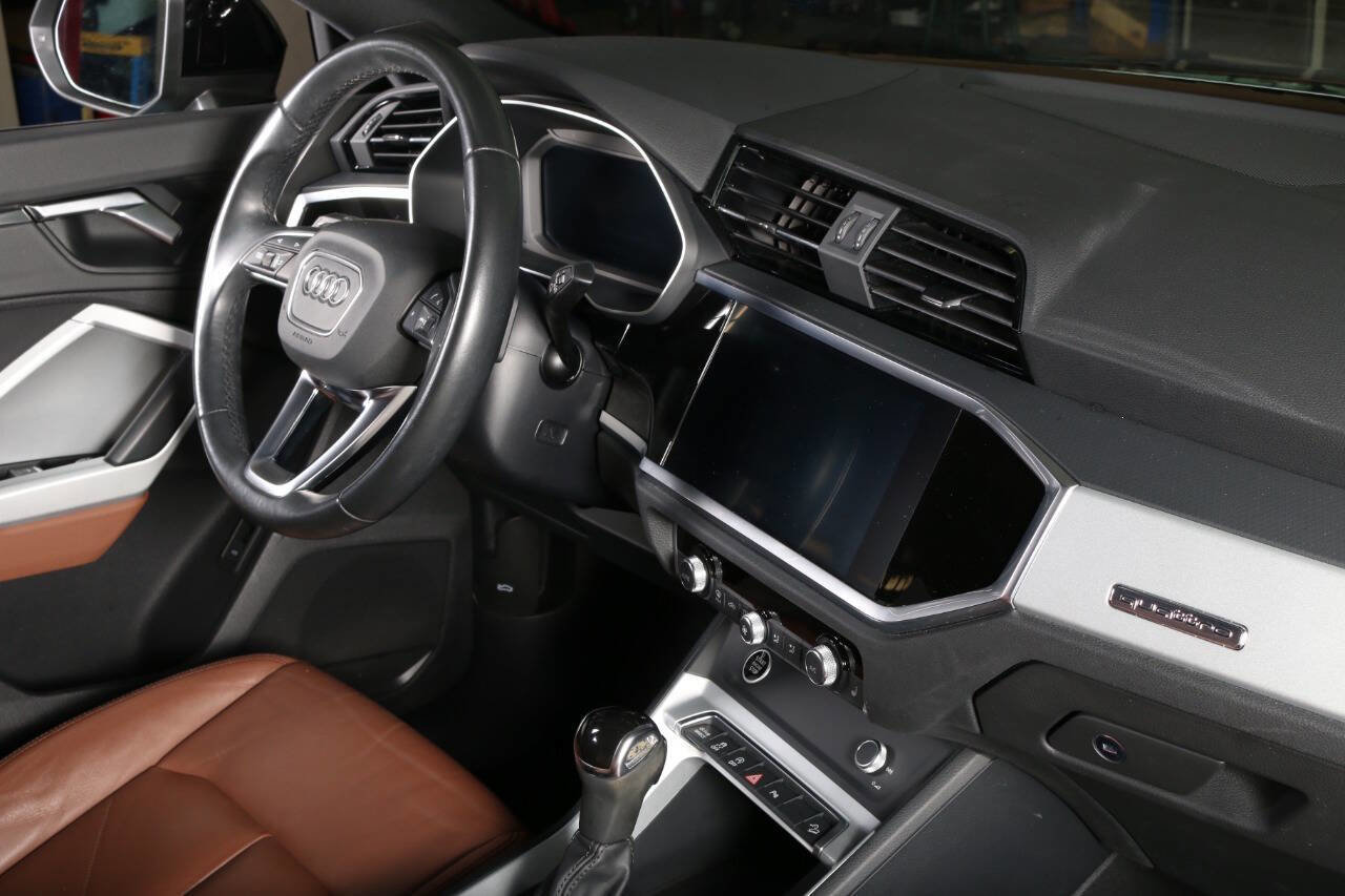 Used 2021 Audi Q3 2.0T Premium w/ Convenience Package image 30