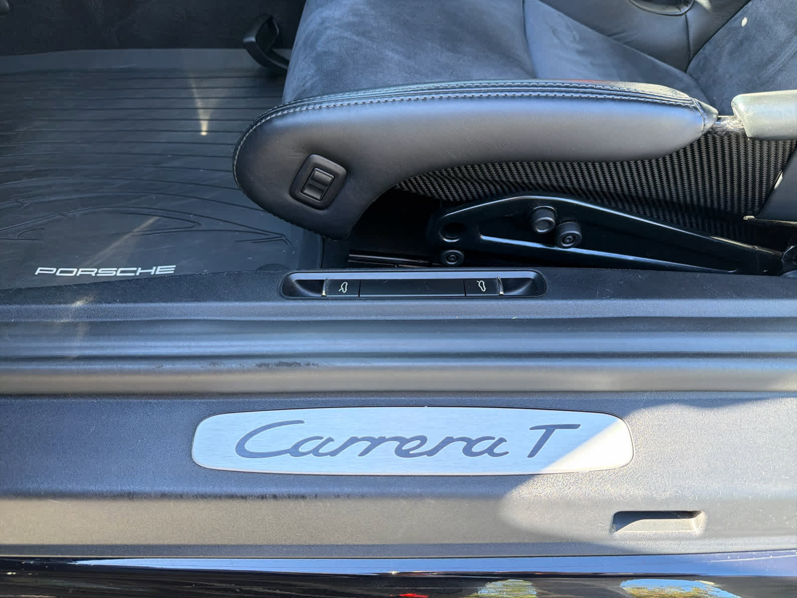 Used 2018 Porsche 911 Carrera T RWD image 31