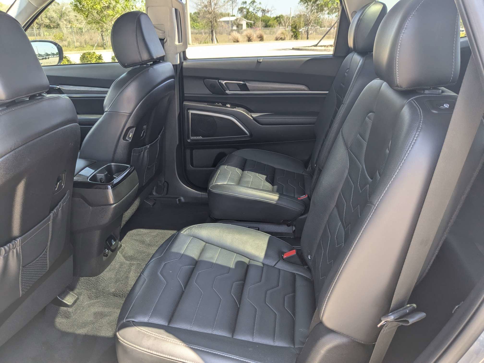Certified 2021 Kia Telluride SX w/ SX Prestige Package AWD/4WD image 18