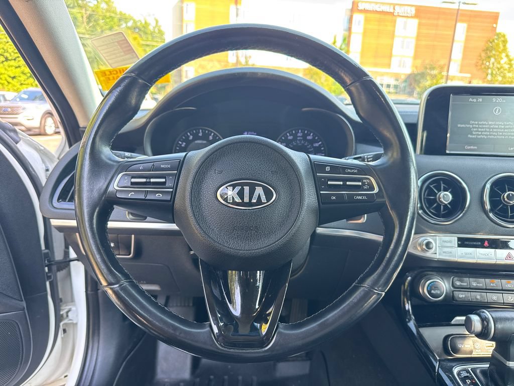 Used 2019 Kia Stinger RWD image 10