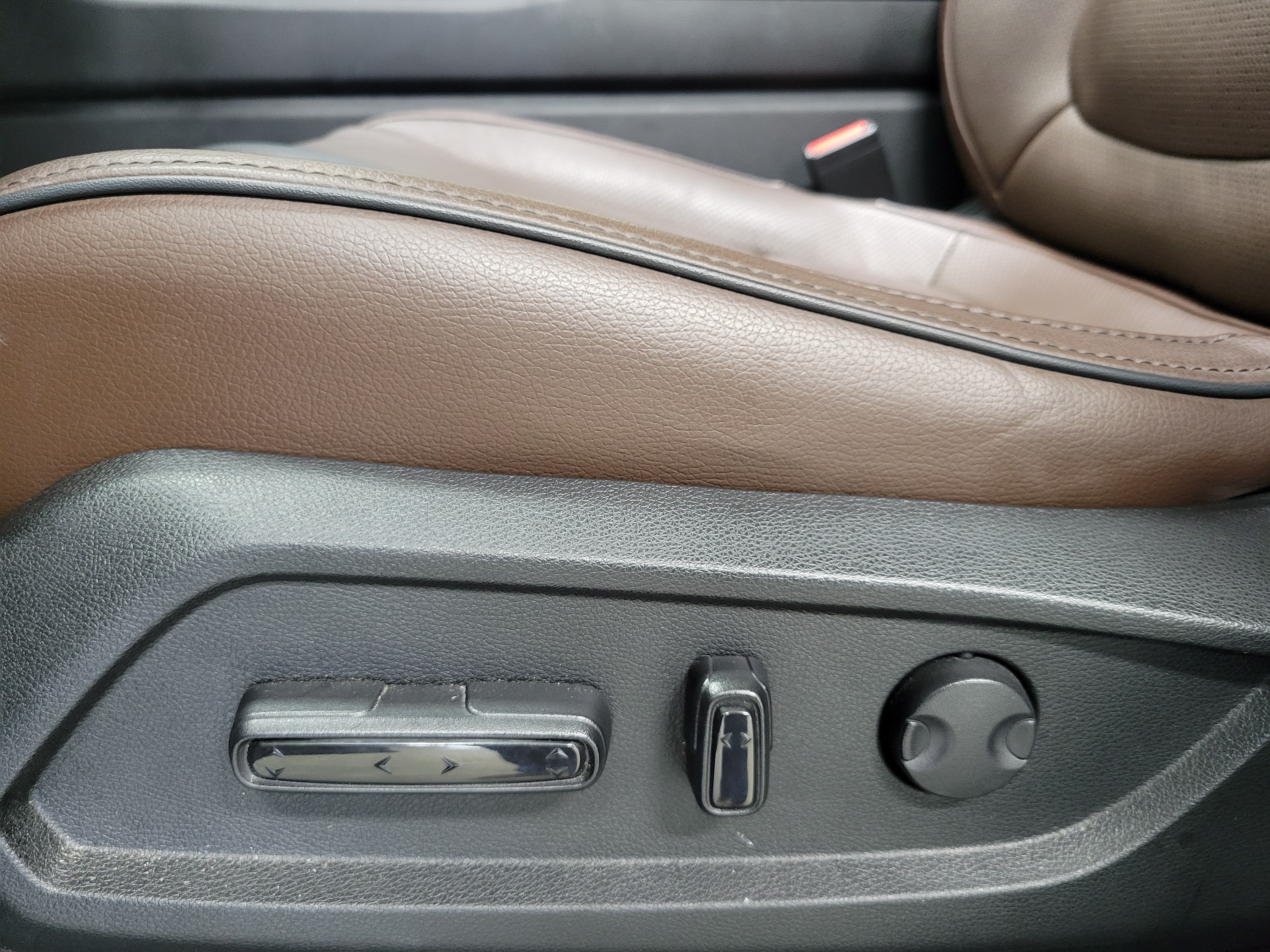 Certified 2025 Honda Pilot Elite image 22