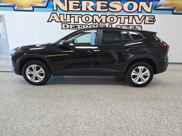 Certified 2024 Chevrolet Trax LS w/ Driver Confidence Package image 4