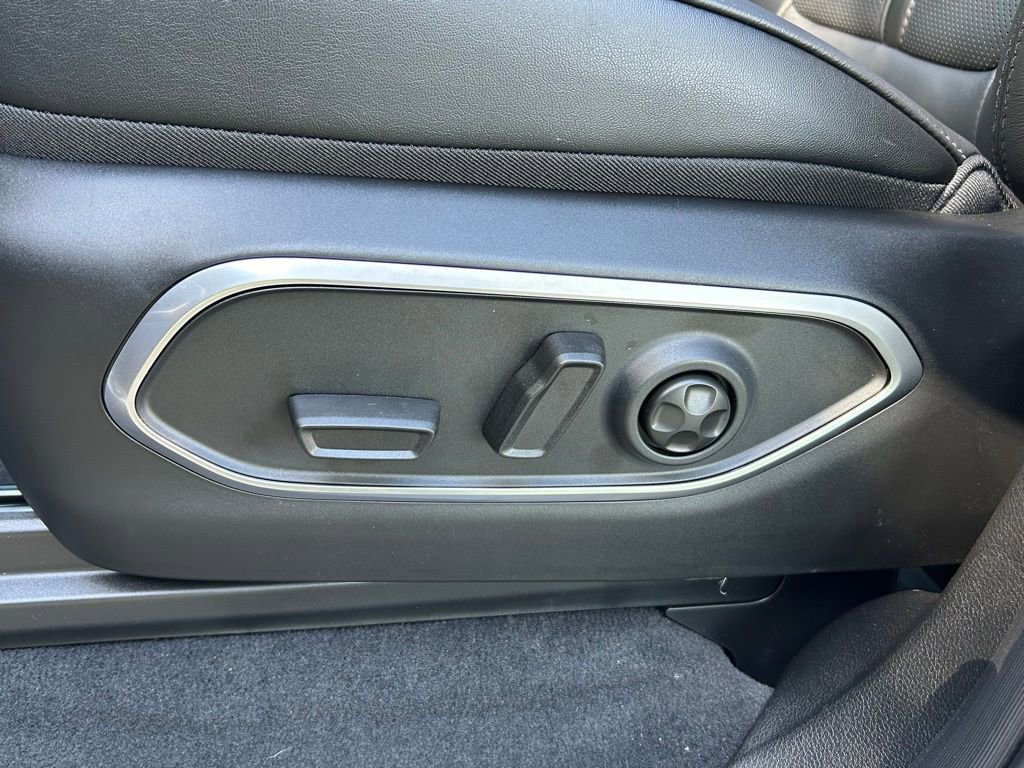 New 2025 Jeep Wagoneer Series III w/ Quick Order Package 25C Super image 17