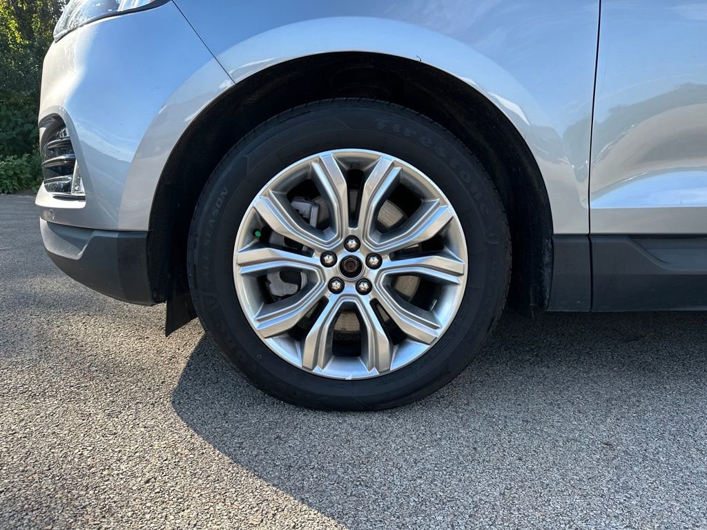 Used 2024 Ford Edge Titanium image 27