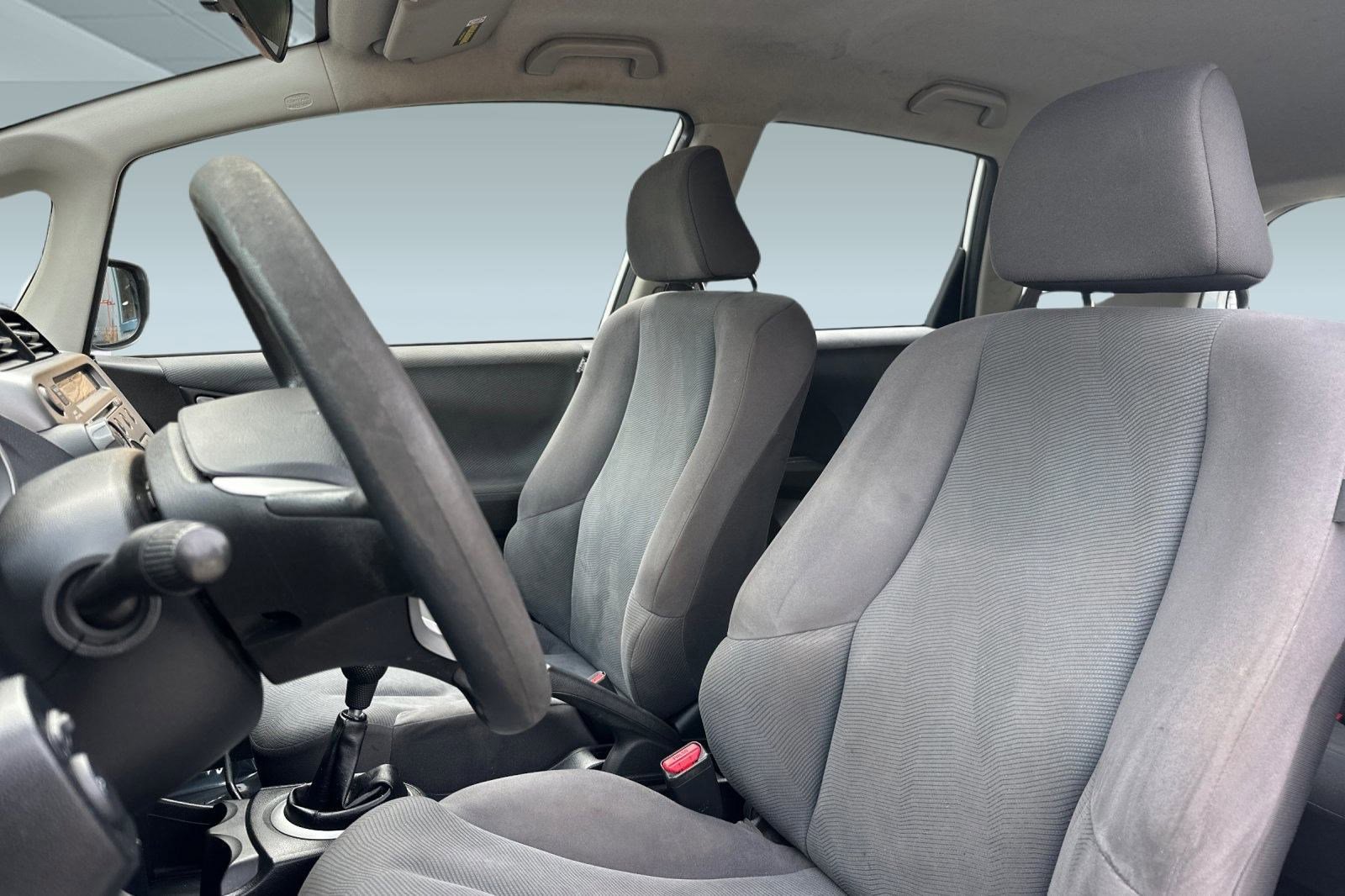 Used 2013 Honda Fit 5dr HB Man image 21