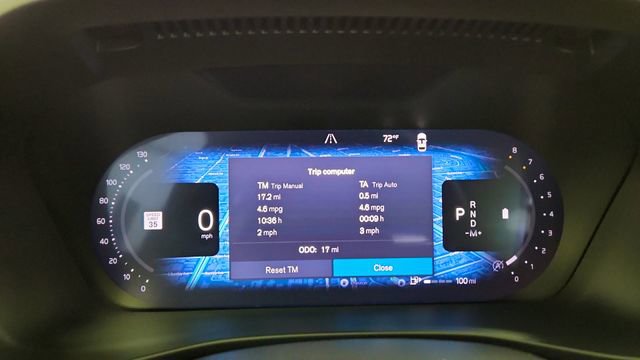 New 2026 Volvo XC40 B5 Core w/ Climate Package AWD/4WD image 16