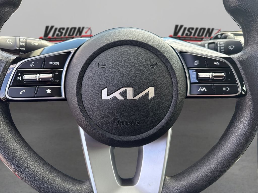 Used 2023 Kia Forte LXS w/ LXS Technology Package image 24