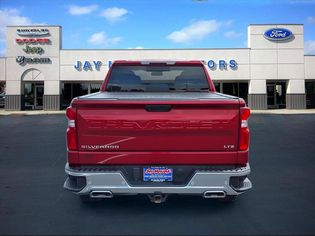 Used 2022 Chevrolet Silverado 1500 LTZ image 3