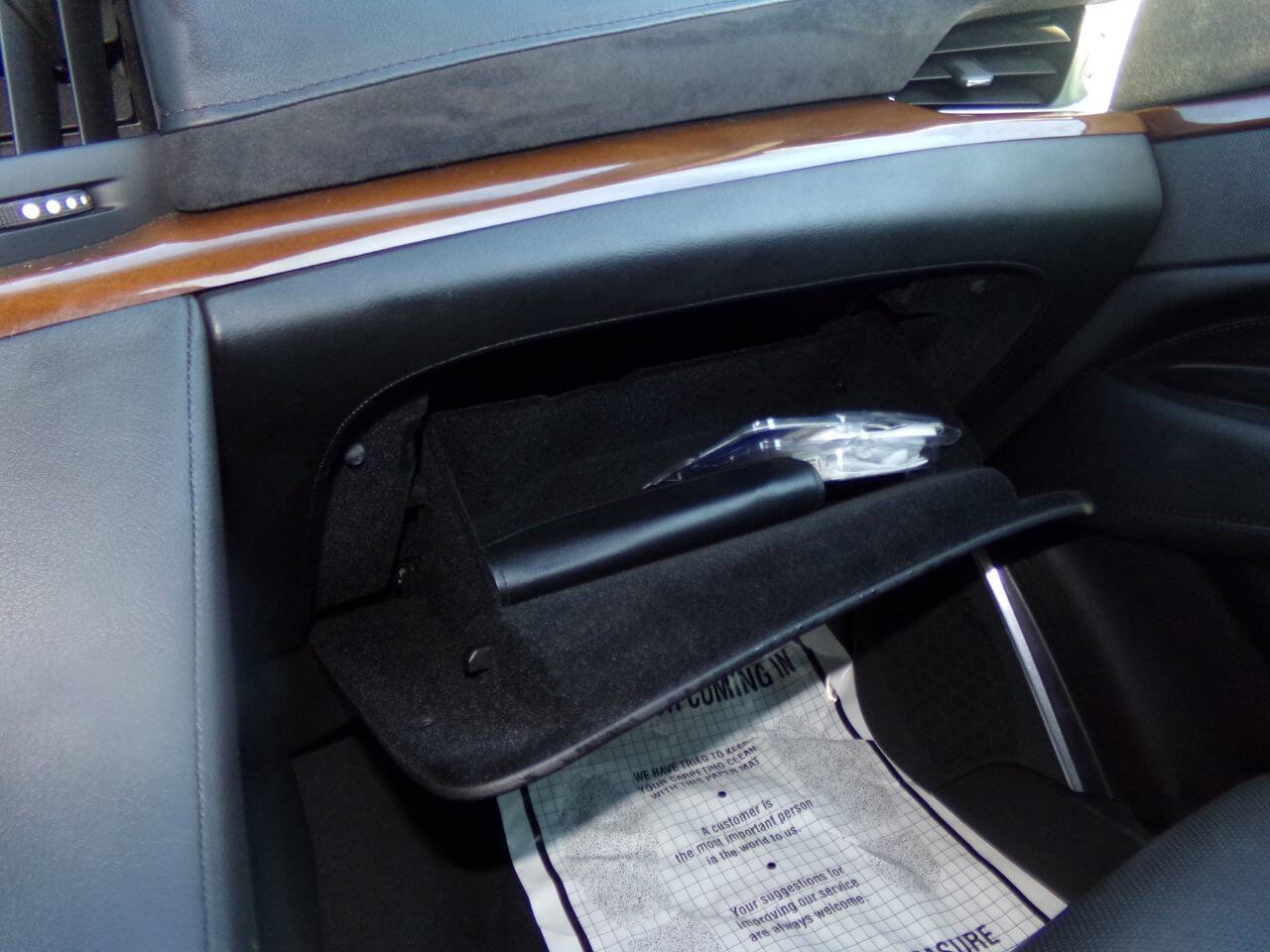 Used 2019 Cadillac Escalade ESV Luxury image 47