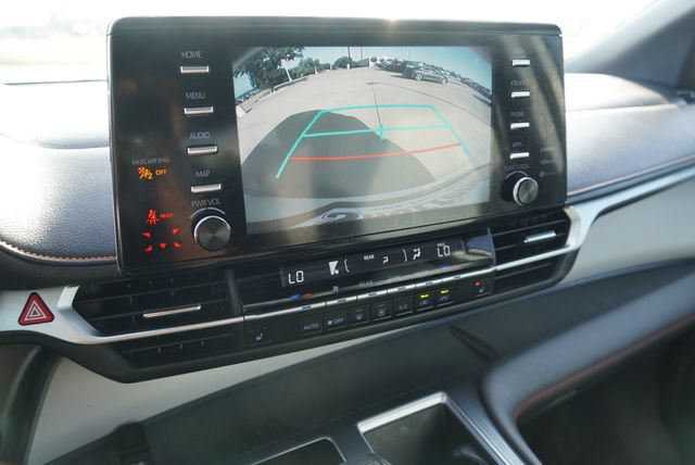 Used 2023 Toyota Sienna XSE FWD image 26