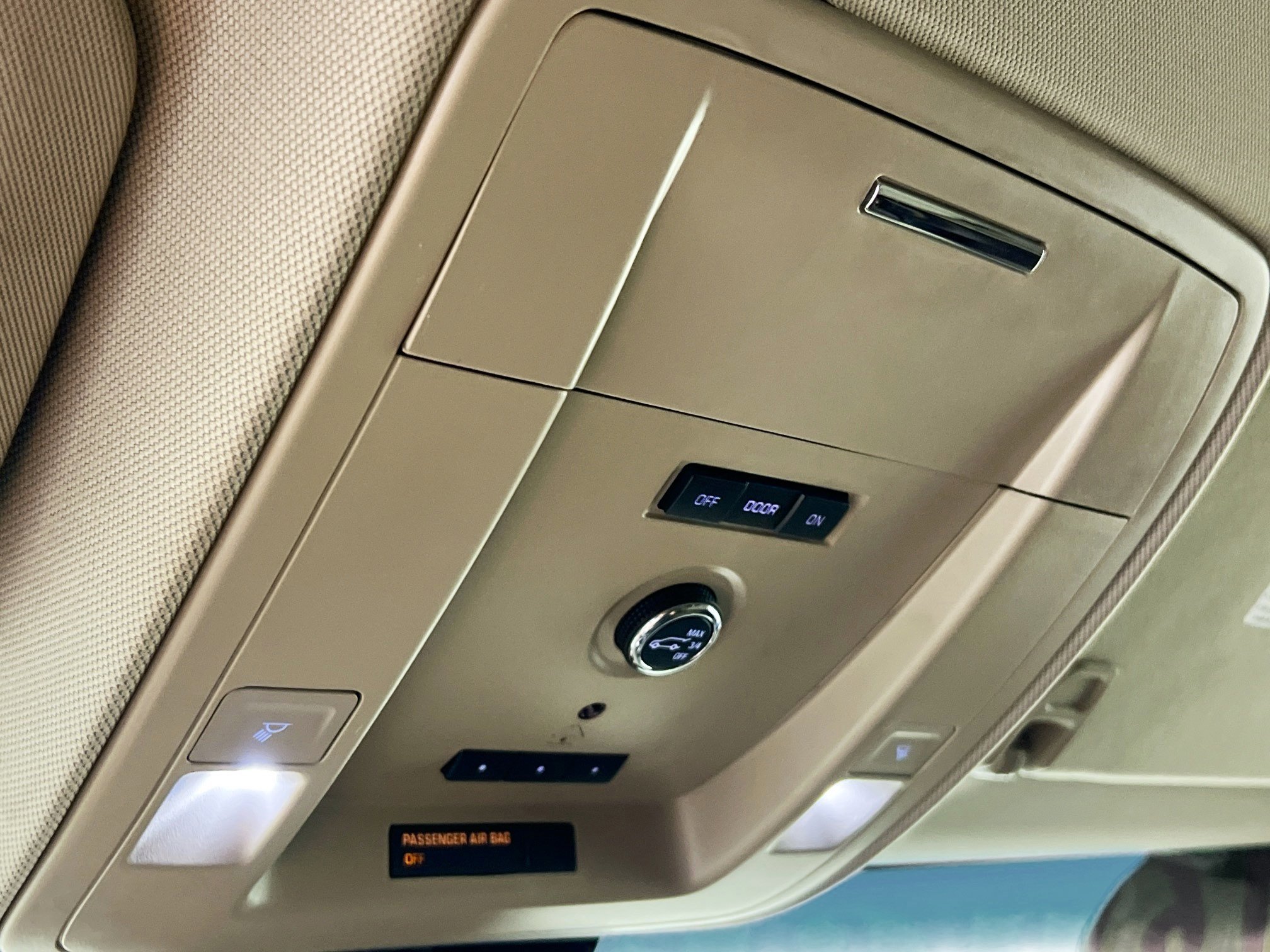 Used 2016 Chevrolet Tahoe LT w/ Luxury Package RWD image 22