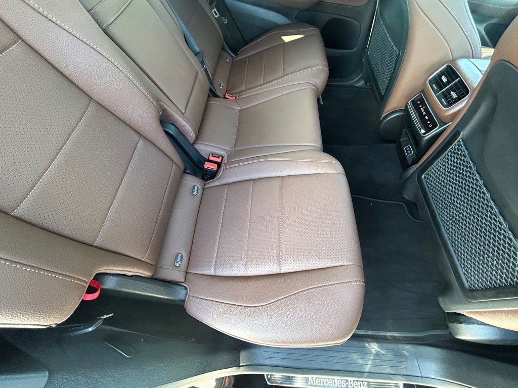 Used 2024 Mercedes-Benz GLS 450 4MATIC w/ AMG Line Exterior image 36