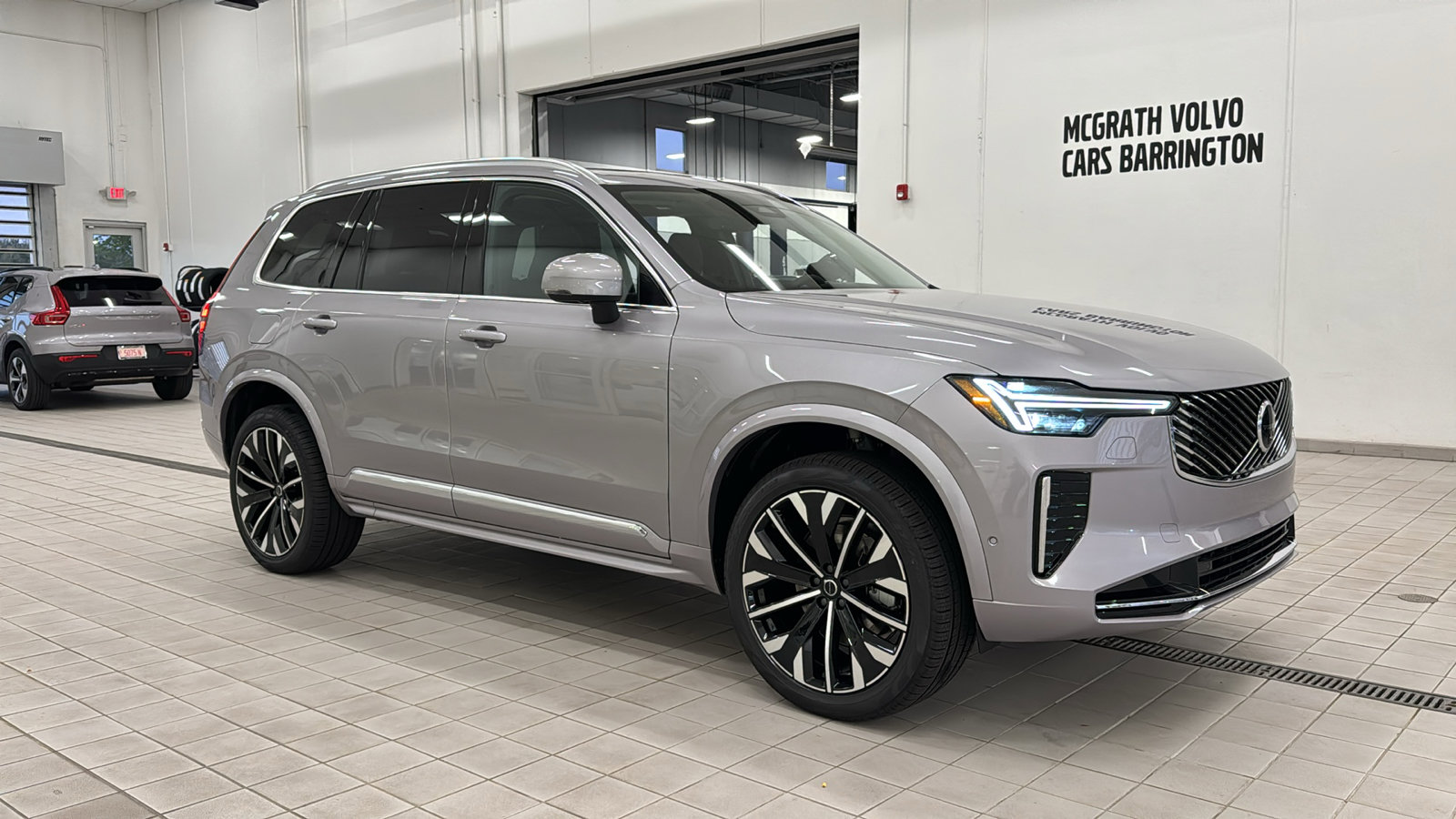 New 2026 Volvo XC90 B5 Plus w/ Protection Package AWD/4WD image 3