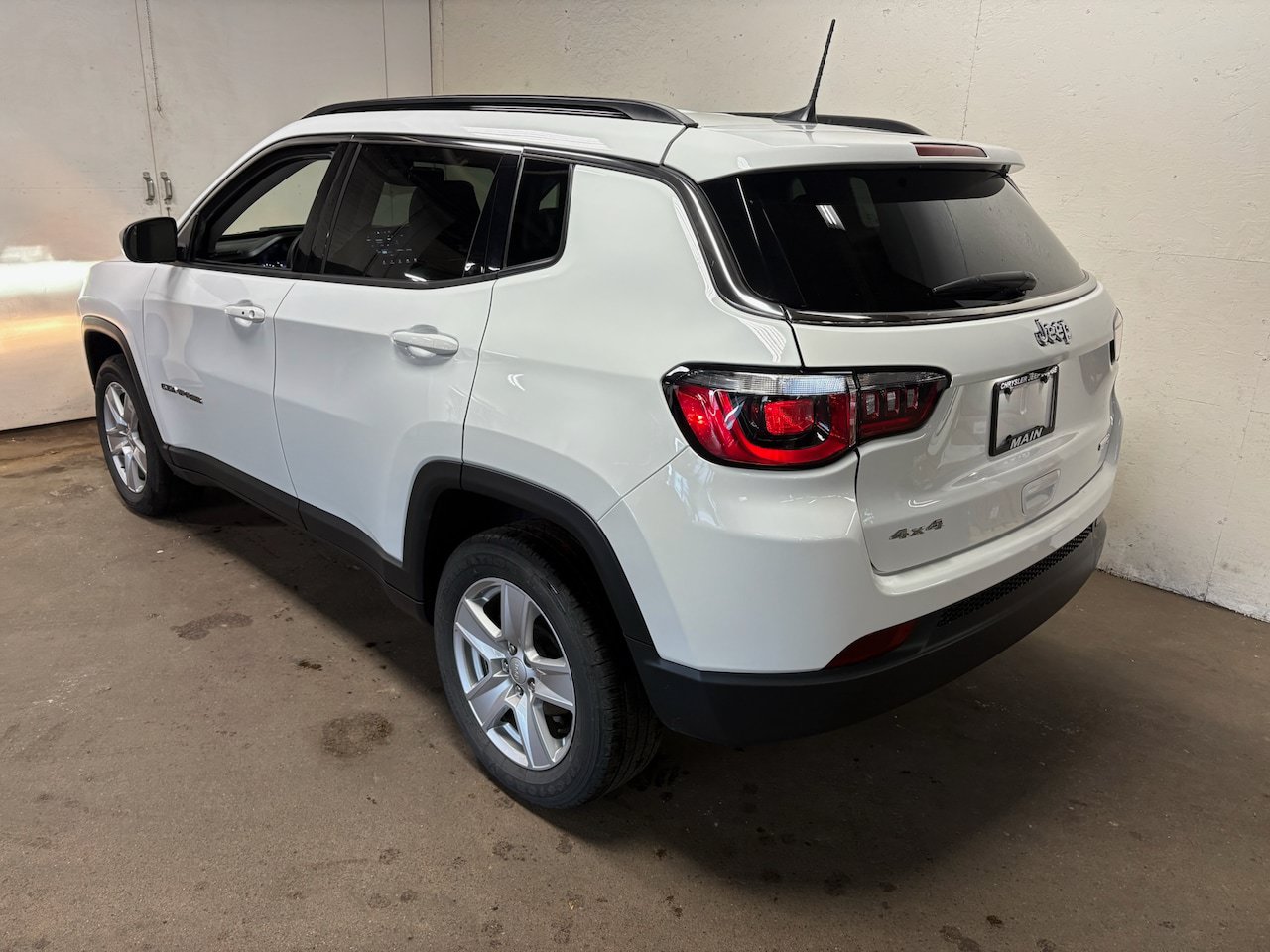 Used 2022 Jeep Compass Latitude AWD/4WD image 7