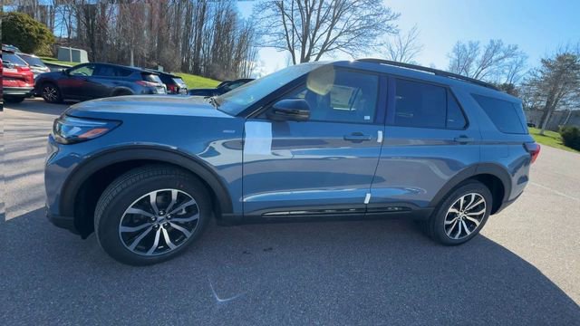 New 2026 Ford Explorer ST-Line AWD/4WD image 6