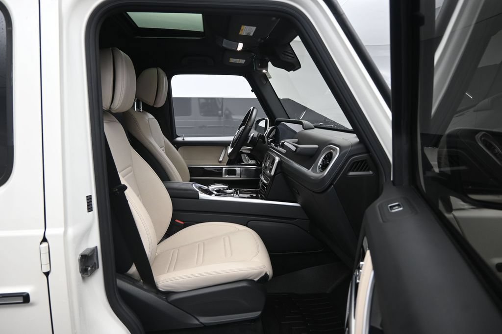 Used 2021 Mercedes-Benz G 550 image 28