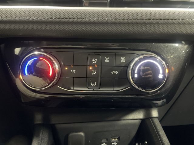 Used 2025 Chevrolet TrailBlazer LT FWD image 19