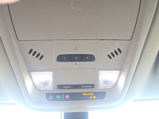 Used 2020 Buick Enclave Essence image 24