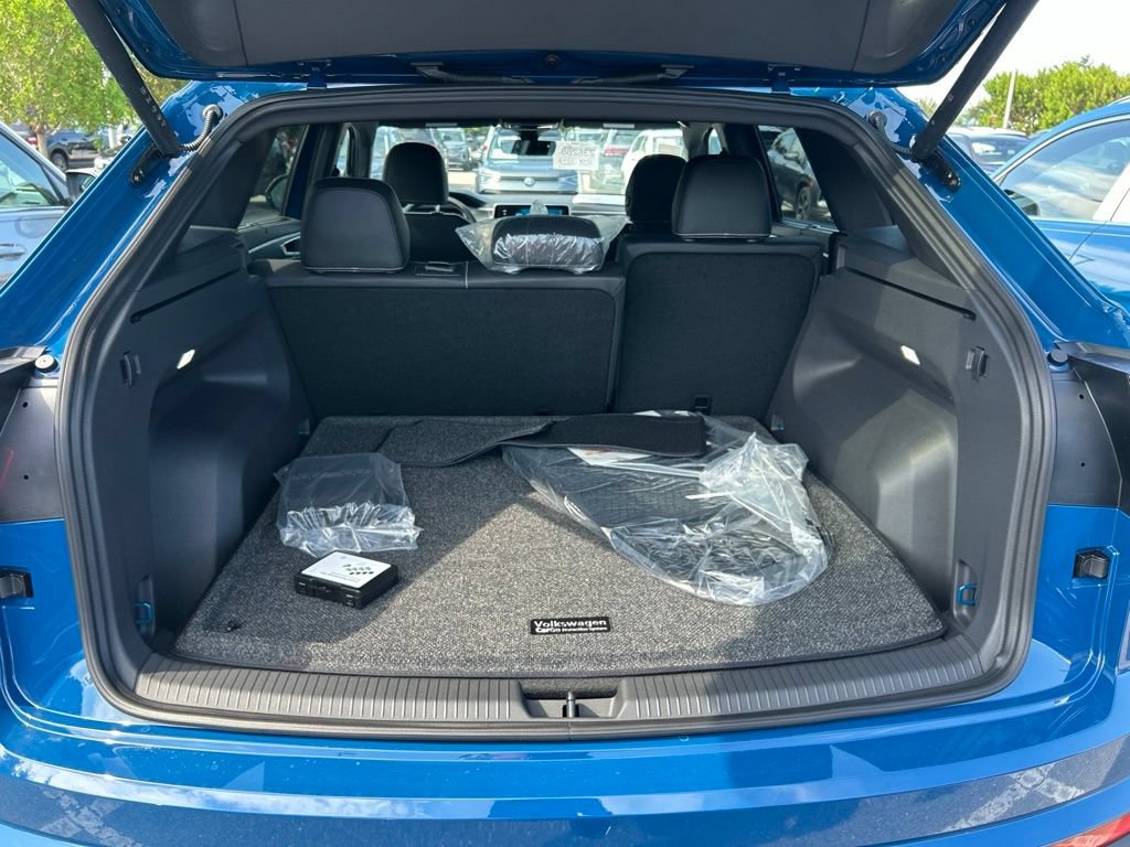 New 2026 Volkswagen Atlas Cross Sport SE FWD image 51
