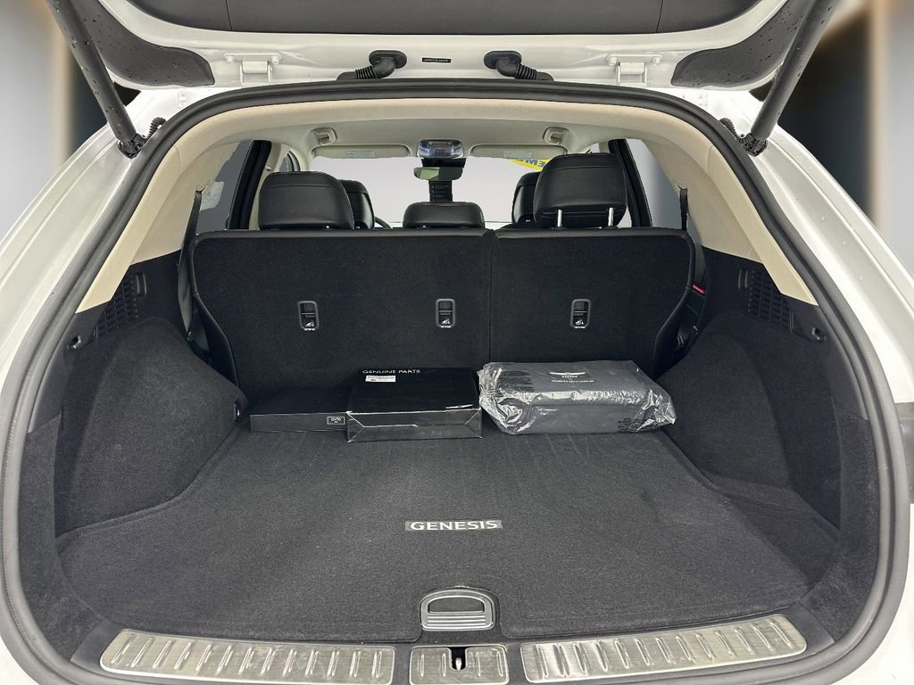 Certified 2026 Genesis GV70 2.5T AWD/4WD image 6