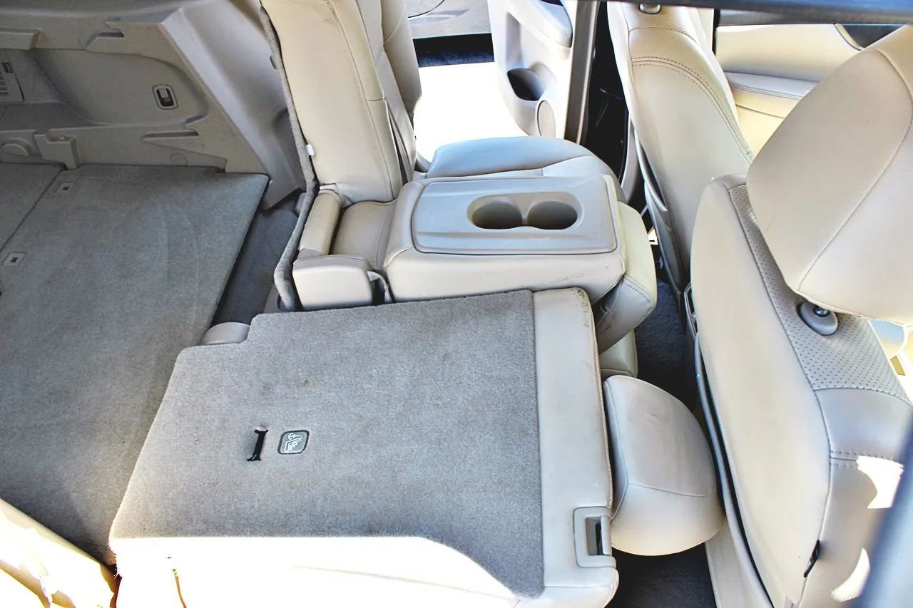 Used 2014 Nissan Rogue SV FWD image 31