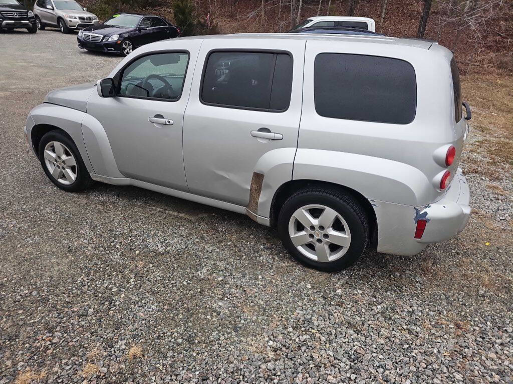 Used 2011 Chevrolet HHR LT image 7