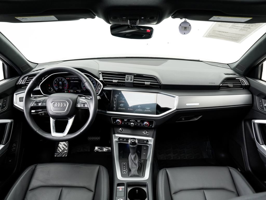 Used 2022 Audi Q3 2.0T Premium Plus image 18