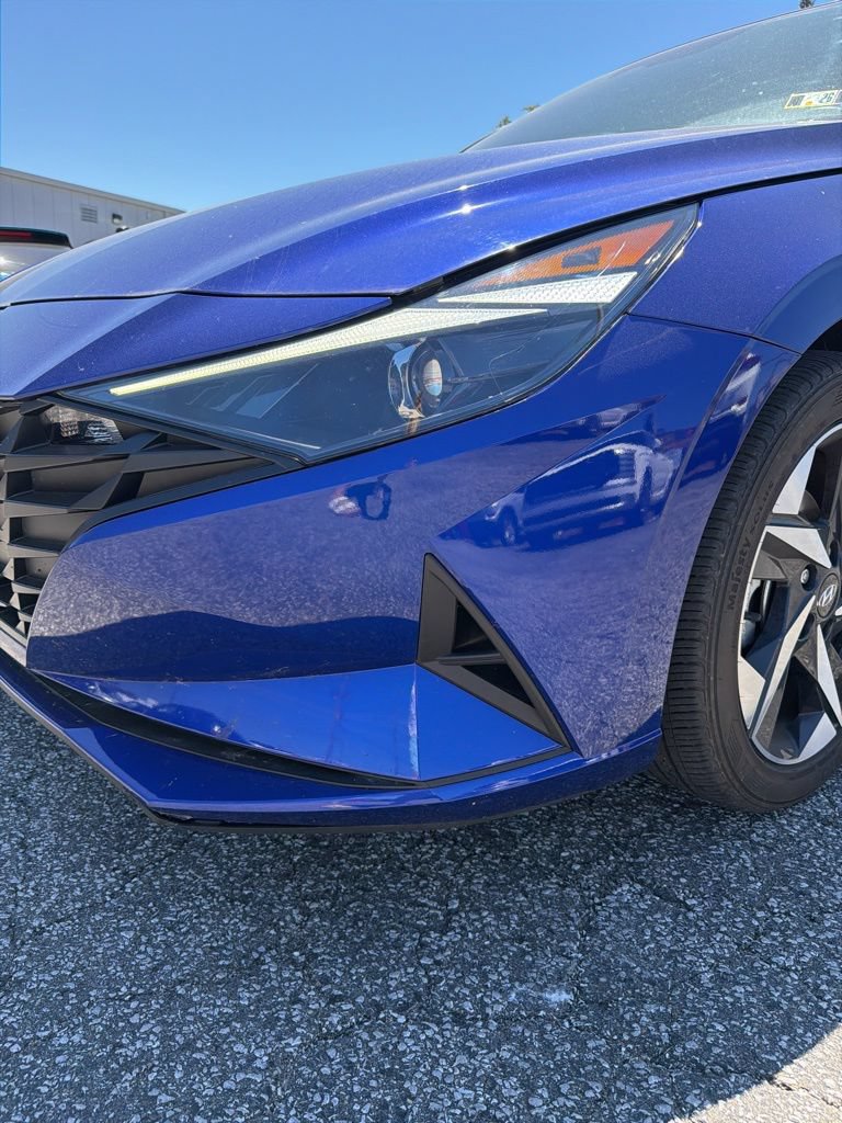 Used 2023 Hyundai Elantra SEL w/ Convenience Package FWD image 8