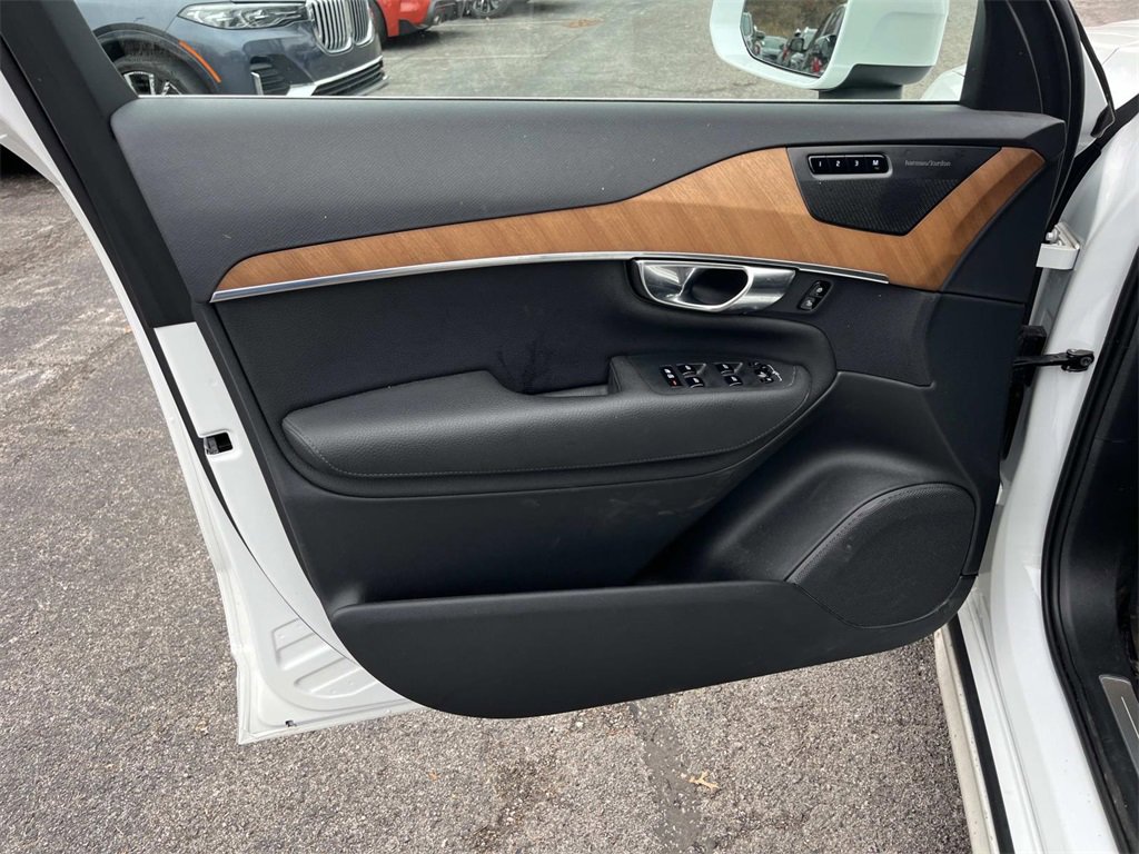 Used 2022 Volvo XC90 T8 Inscription Expression w/ Advanced Package image 20