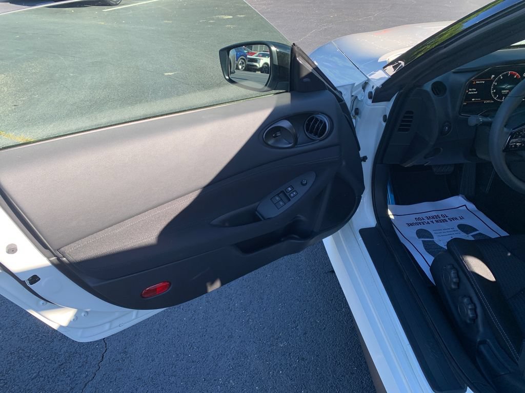 Used 2026 Nissan Z Sport w/ Floor Mat Package RWD image 19