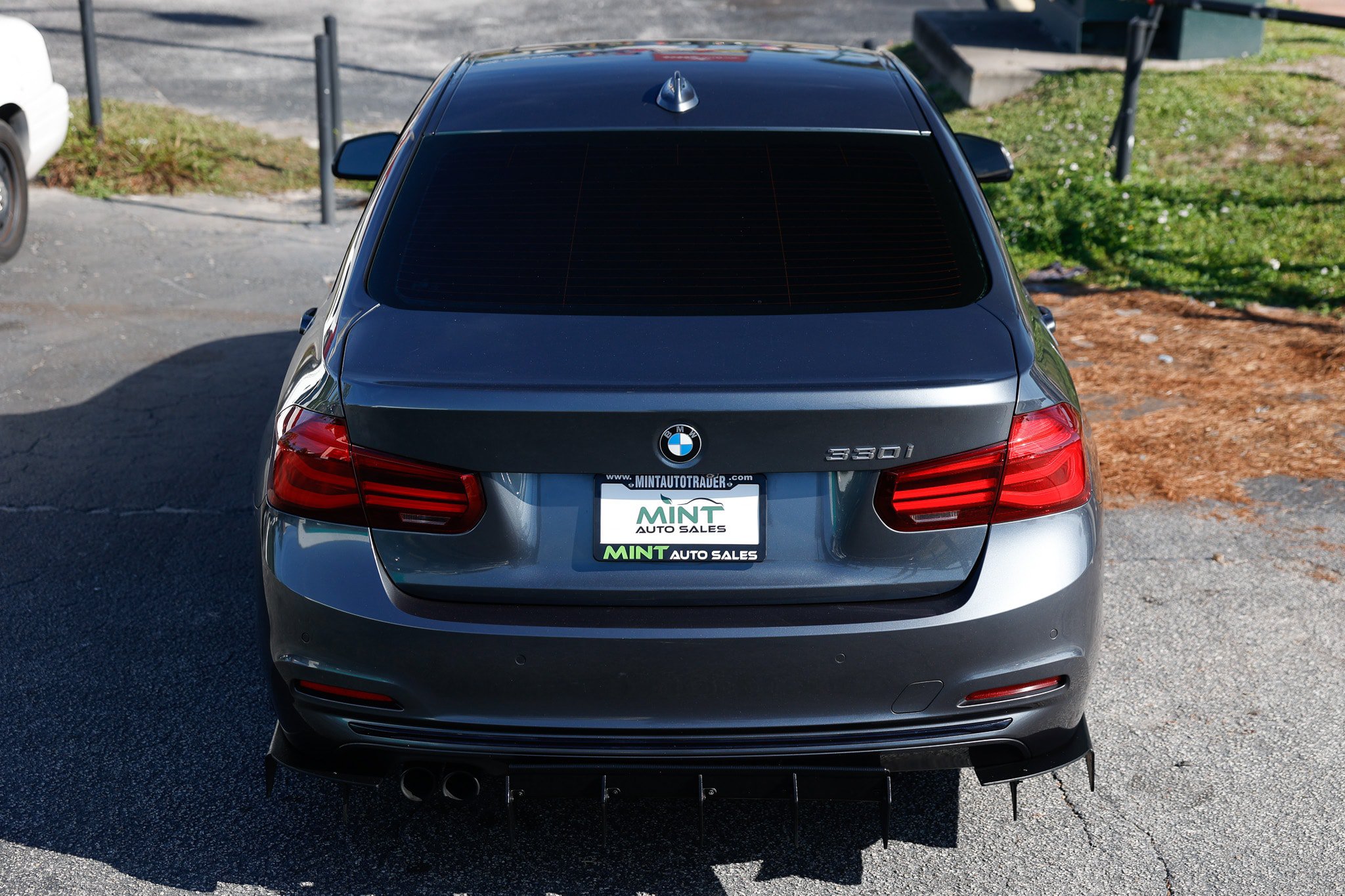 Used 2018 BMW 330i Sedan w/ Premium Package RWD image 13