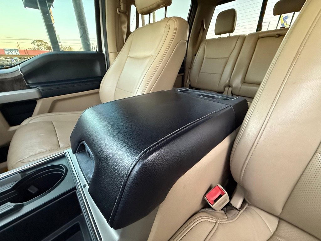 Used 2018 Ford F250 Lariat w/ Chrome Package image 59